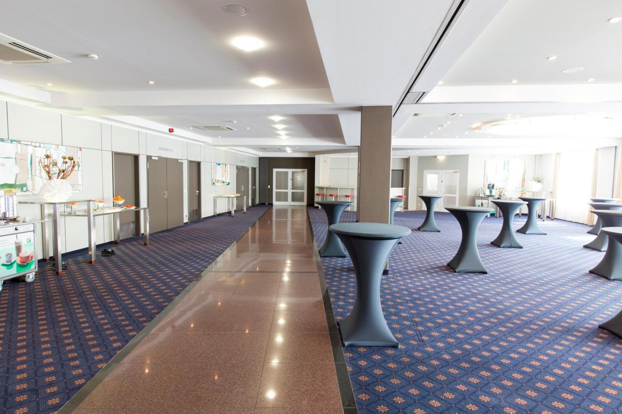 Holiday Inn Munich Unterhaching By Ihg Eksteriør bilde