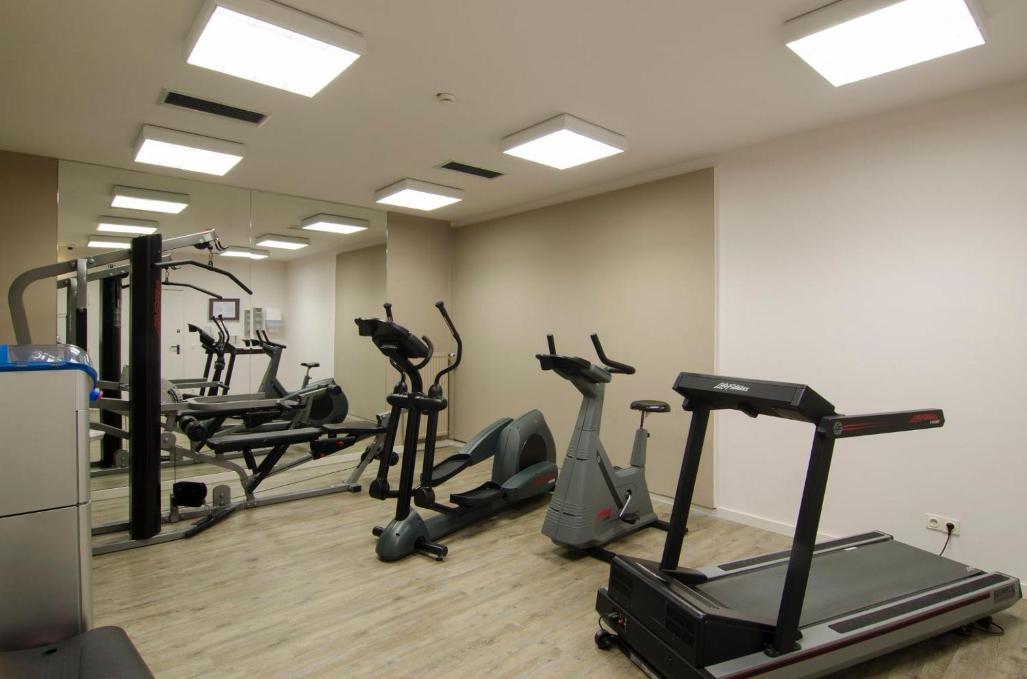 Holiday Inn Munich Unterhaching By Ihg Eksteriør bilde